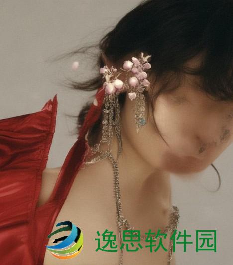 YSL热门蜜桃色9让你焕发迷人魅力，尽显青春活力与优雅风采