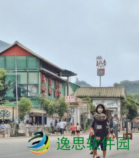 不知火舞遭三小孩调侃 飞机上东航空姐应对妙招揭秘
